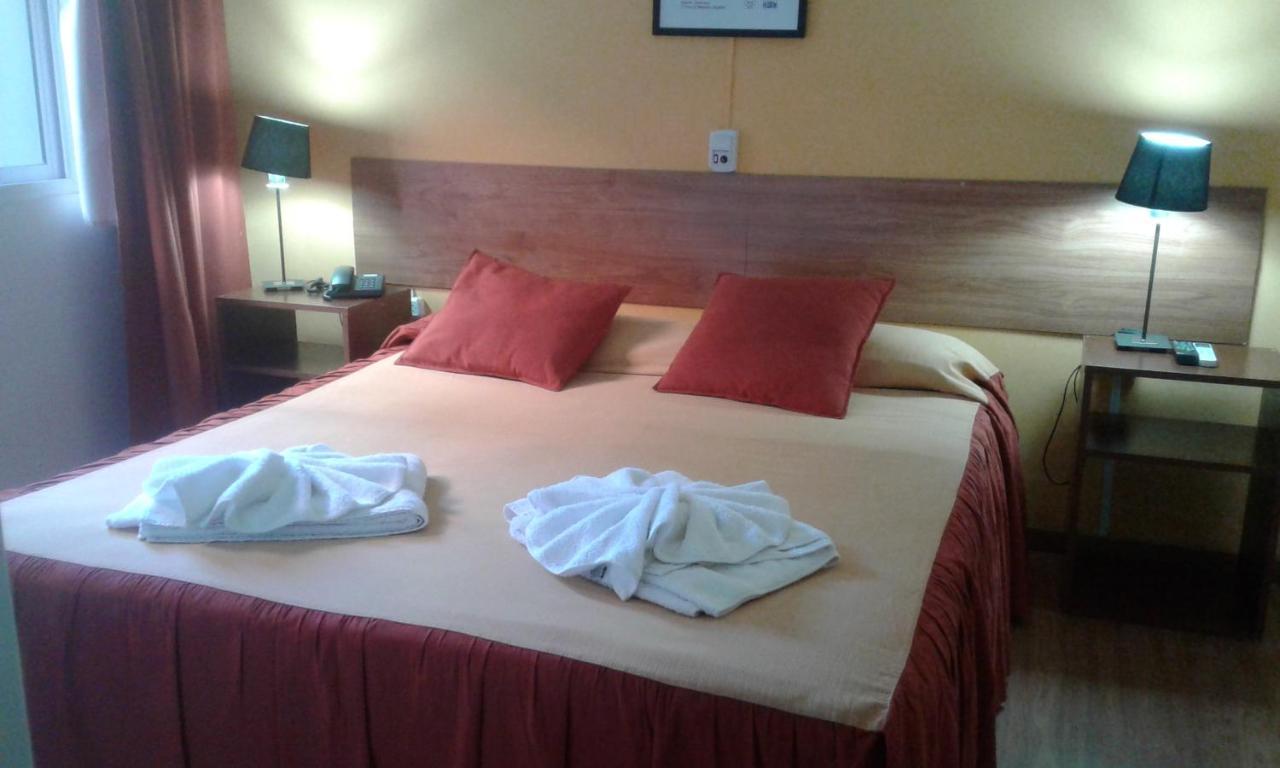 Hotel Aoma ויז'ה קרלוס פאס מראה חיצוני תמונה